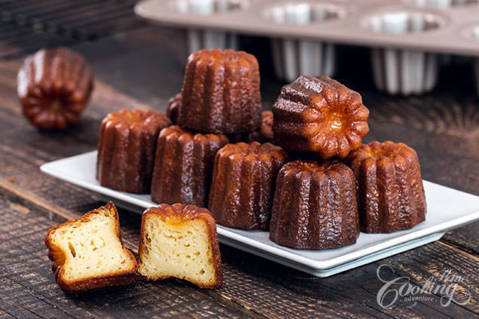 Caterer- Snacking on your booth Canelés platter (10 units)