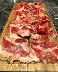 Caterer- Snacking on your booth Iberian ham board (10 persons)