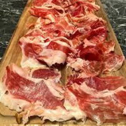 Caterer- Snacking on your booth Iberian ham board (10 persons)