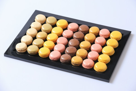 Caterer- Snacking on your booth Platter of 20 macaroons
