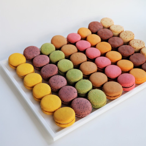Caterer- Snacking on your booth Tray of 20 macarons